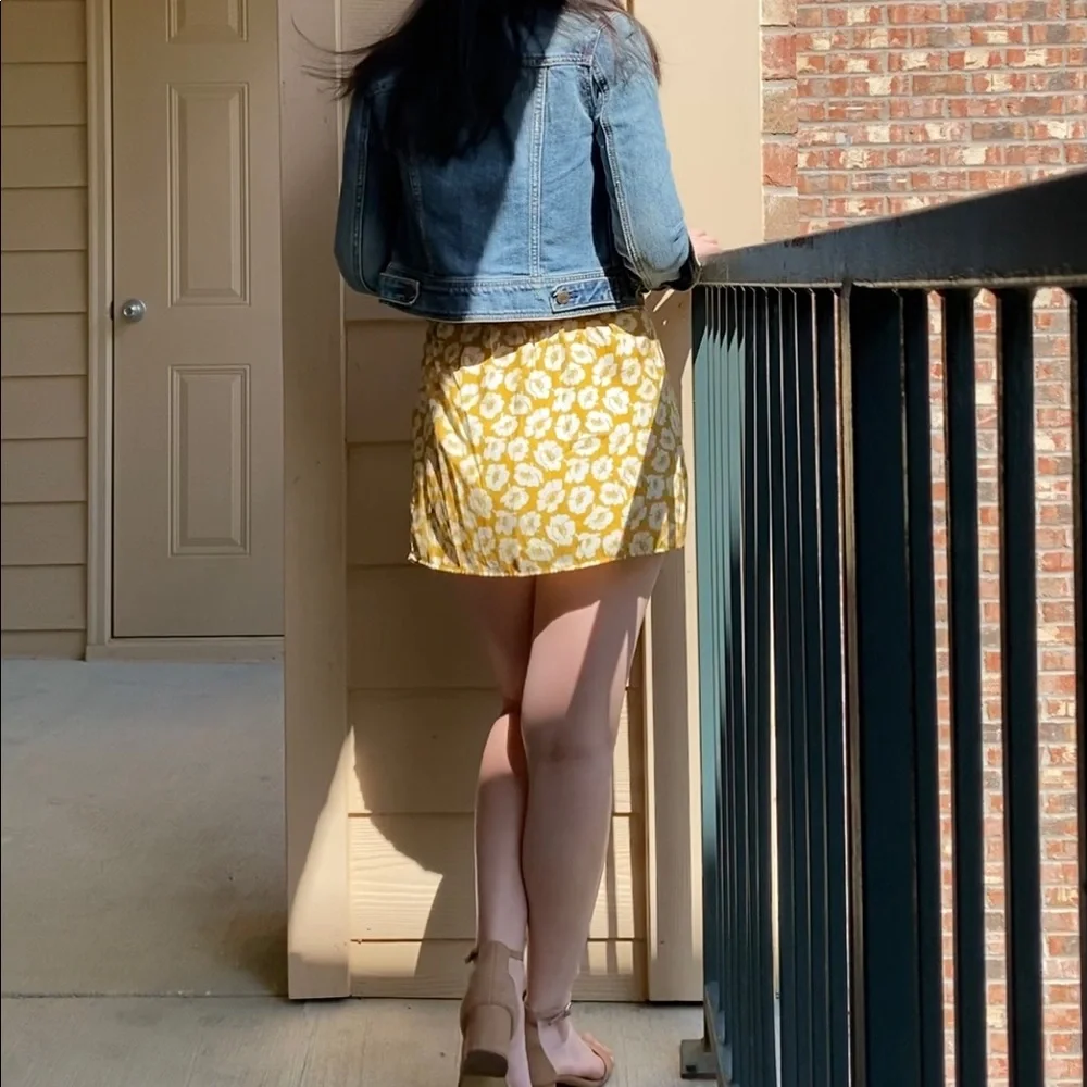 Yellow white floral paperbag mini skirt XXS